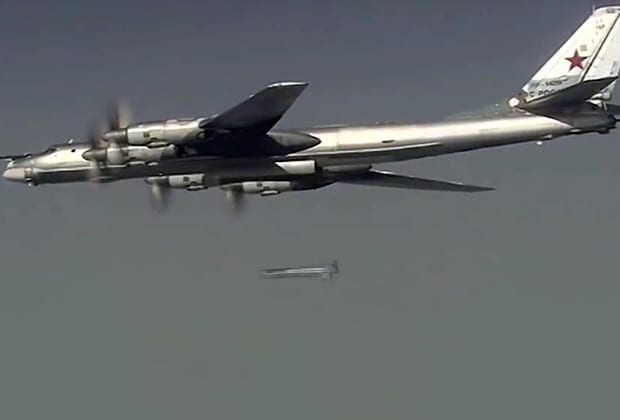 Запуск крылатой ракеты X-555 со стратегического бомбардировщика-ракетоносца Ту-95 Фото: РИА Новости