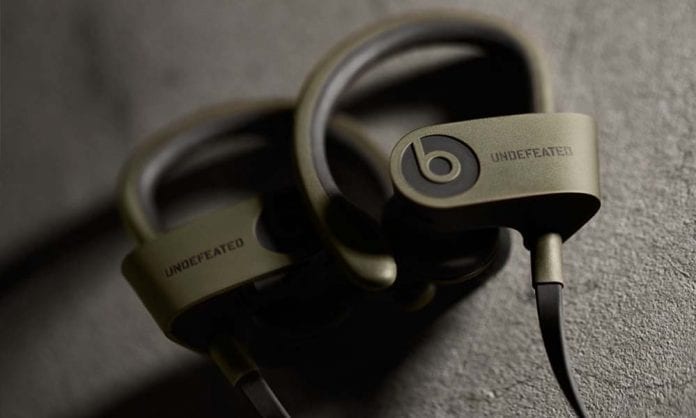 Наушники военного образца PowerBeats2 Undefeated - Last Day Club