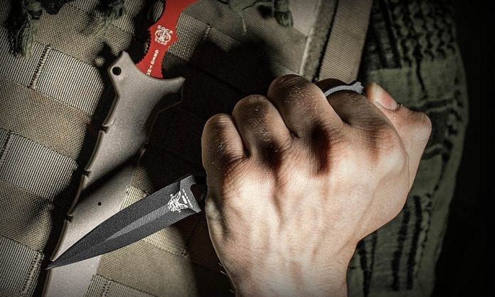Benchmade SOCP Dagger. Часть 1 - Закрепление и ношение ножа -Last Day Club