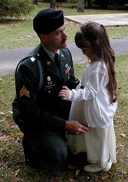 Это фото сделано за день до моего первого после рождения детей призыва в армию.