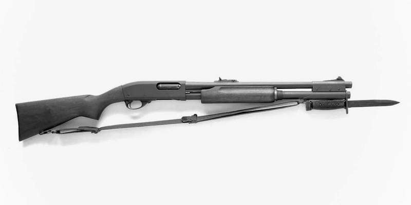 «Военный» Remington 870/Mk 1 с креплением для штык-ножа