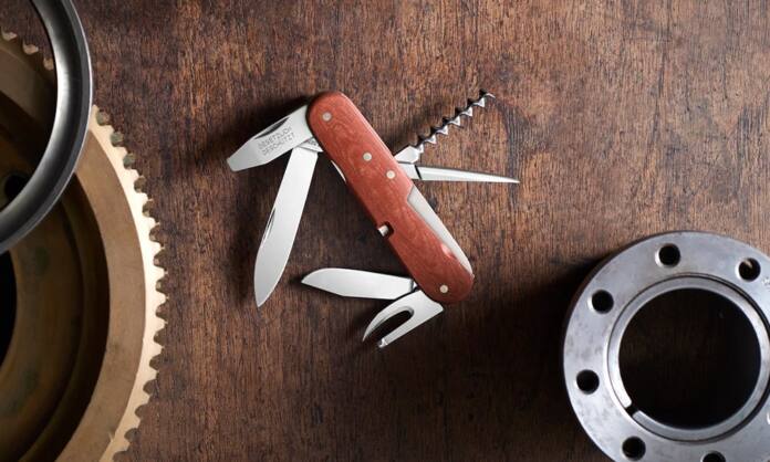 Victorinox возвращает на рынок легендарный швейцарский армейский нож - Last Day Club Victorinox возвращает на рынок легендарный швейцарский армейский нож