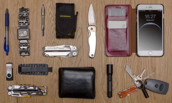 Топ-3 обязательных вещей для EDC - Last Day Club набор EDC (Every Day Carry)