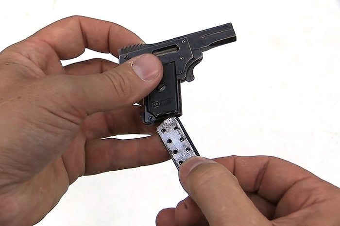 Самый маленький пистолет в мире - Kolibri 2.7мм